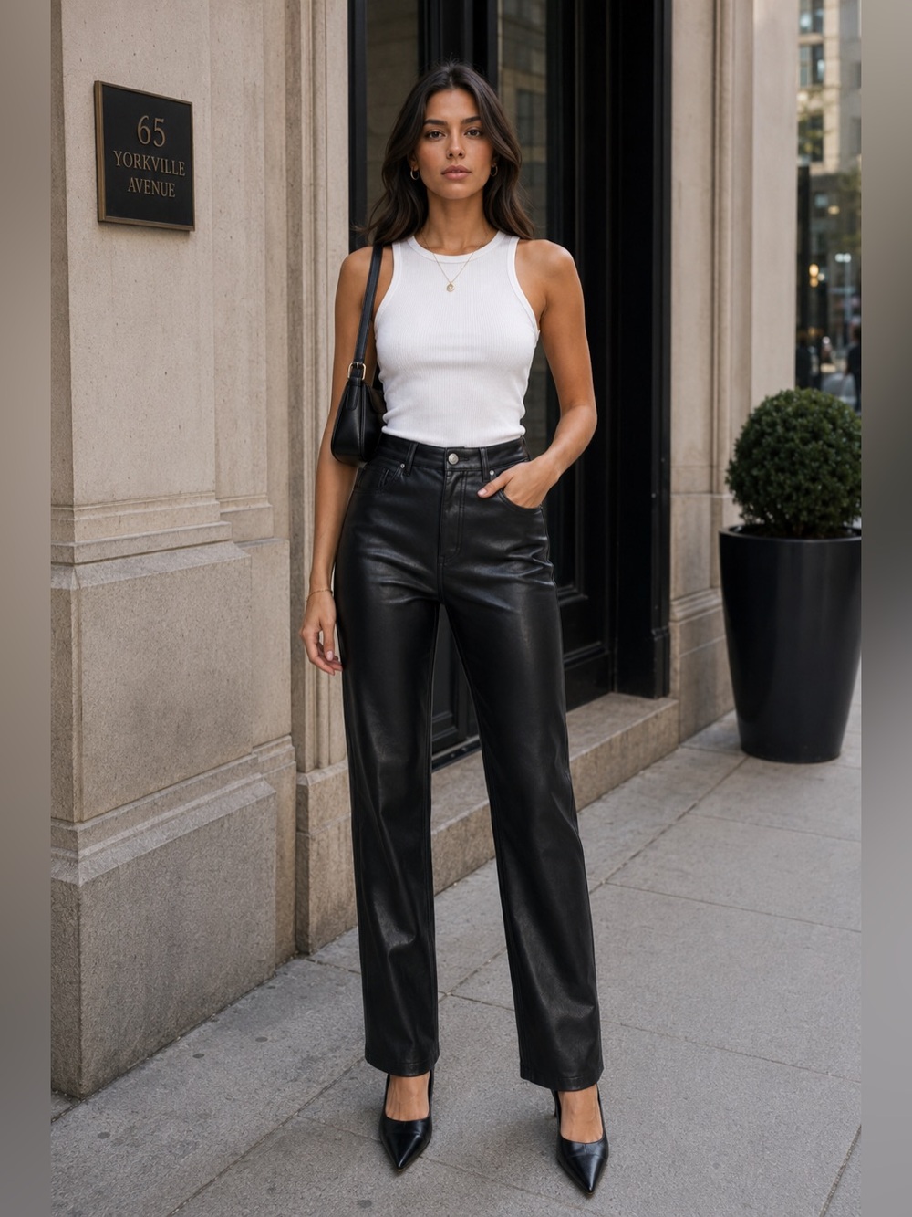 WILFRED ARITZIA Melina Super High Rise Straight Veagan Leather Black Pant Sz 6